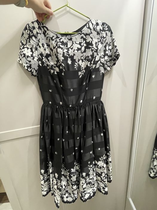 Продам красивое платье