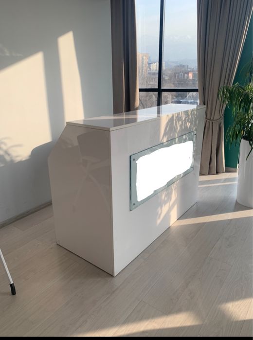 Продам ресепшен