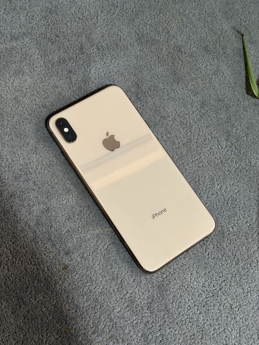 Iphone xs max 64 gb