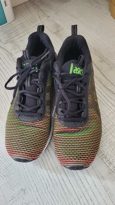 Incalatminte sport Asics cameleon, model rar