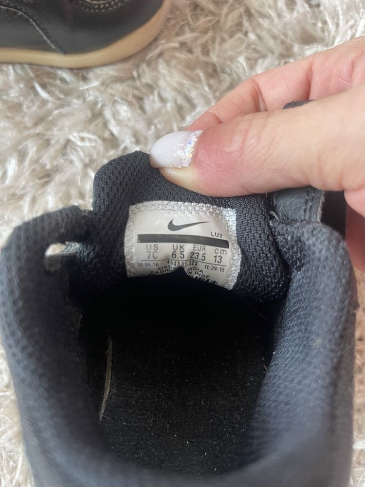 Детски маратонки Nike 23,5