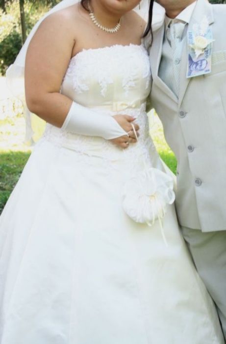 Rochie mireasa și accesorii