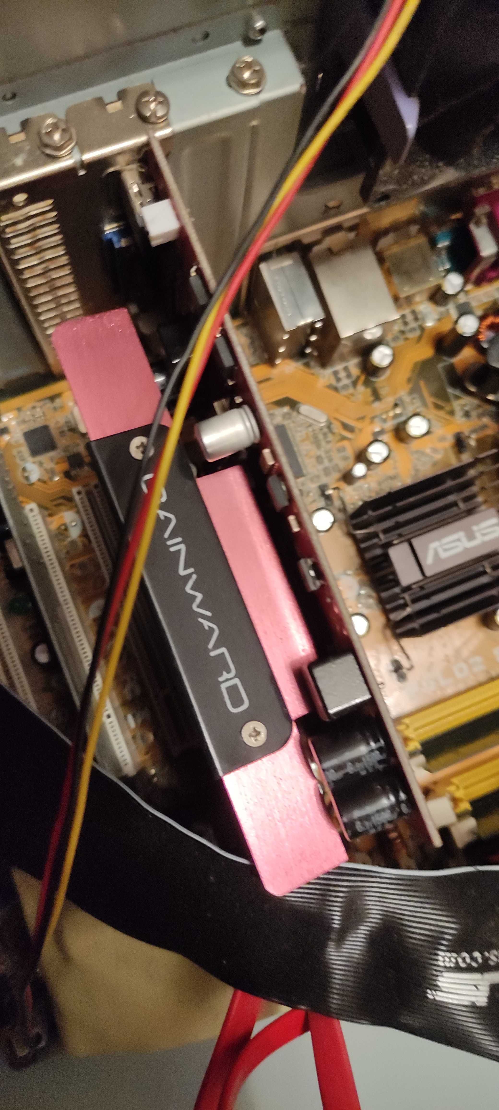 Сървър и компютър HP