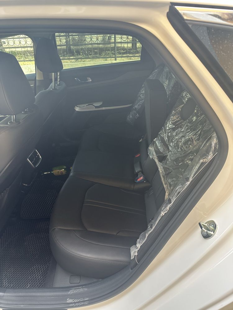 Kia k5 kia K5.