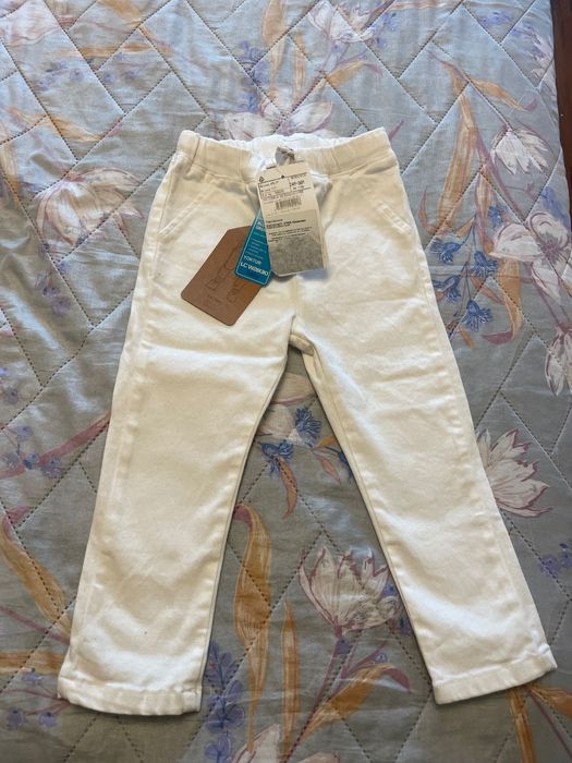 Нов бял панталон Lc Waikiki 92/98