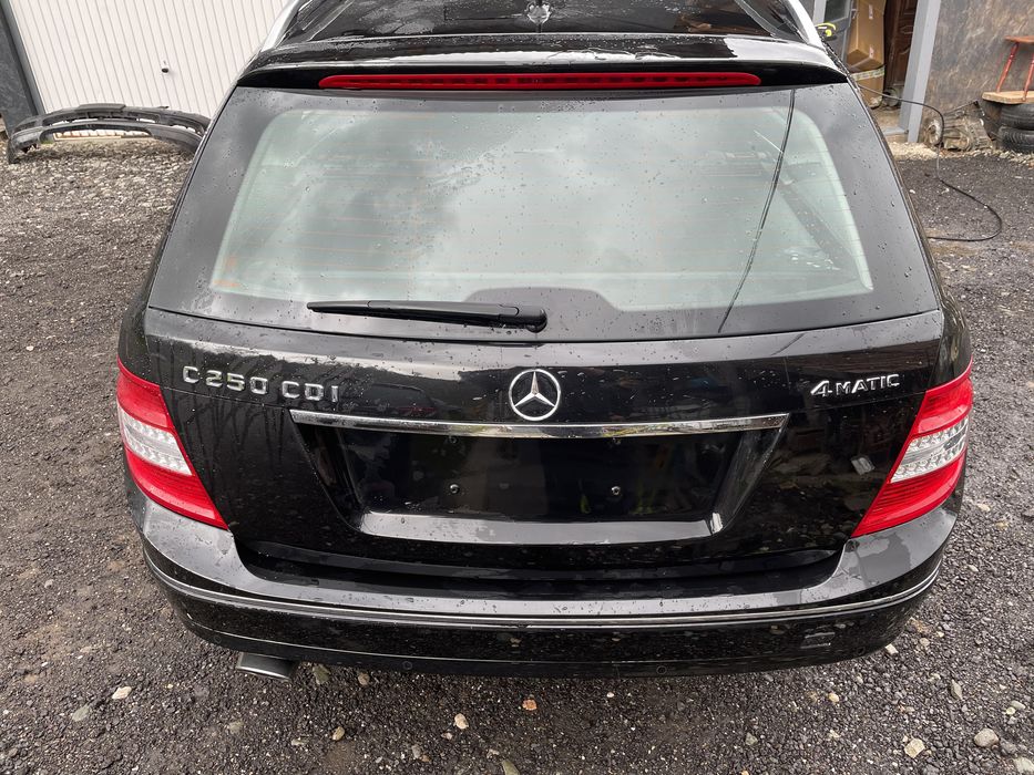 Haion cu luneta Mercedes w204 C class facelift