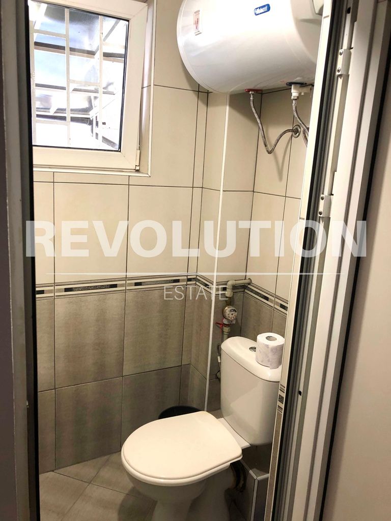 Дава се под наем Офис в Варна, Погреби - 20 кв.м за 250 € - Снимка #5