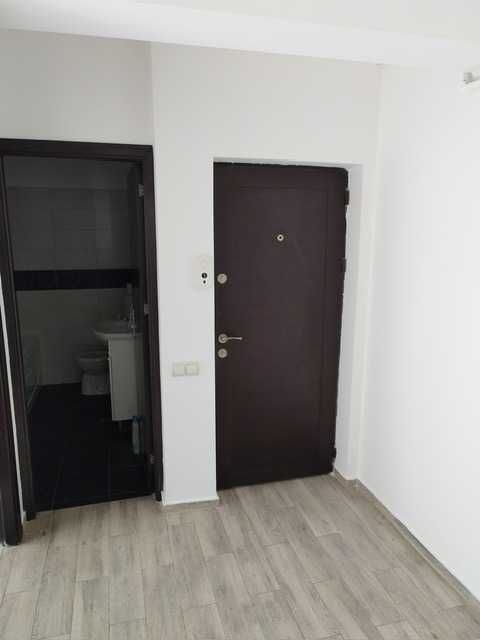 Apartament cu 2 camere, decomandat, disponibil imediat, metrou Berceni