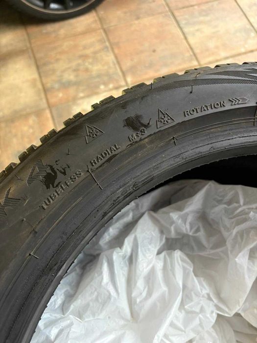 Anvelope iarna 235/45/R18 M+S