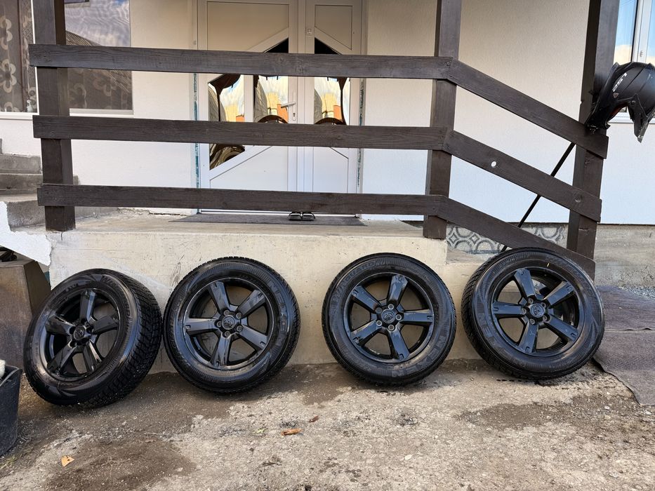 Vand roti toyota pe 17 stare perfecta