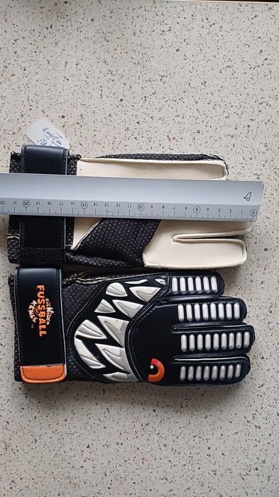 Manusi portar profesionale noi