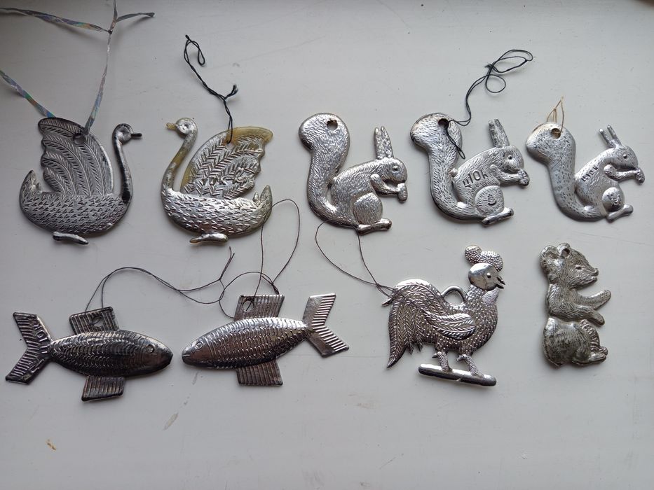 Продается советские и ГДР елочные игрушки шары и разные фигурки