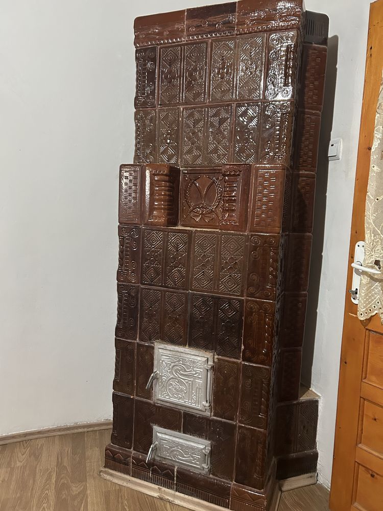 Vand sobă de teracotă pe colț ,stare foarte buna