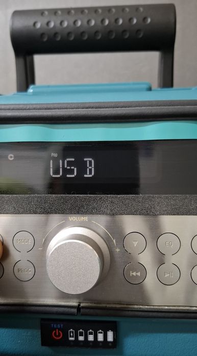 Radio Makita 18v si 220v DAB,2x25w usb aux bluetooth