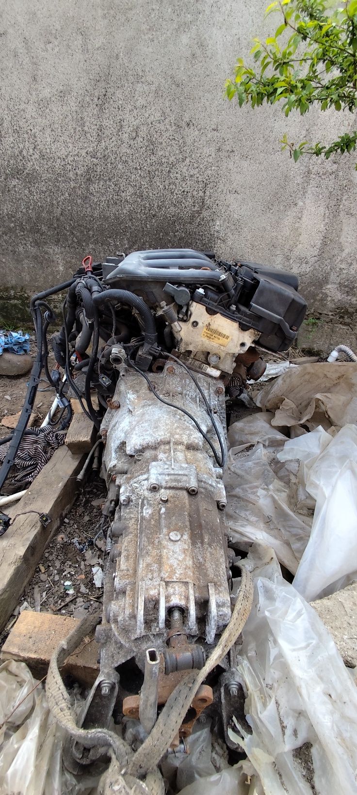 Motor cu anexe și cutie BMW e46 320D 150hp