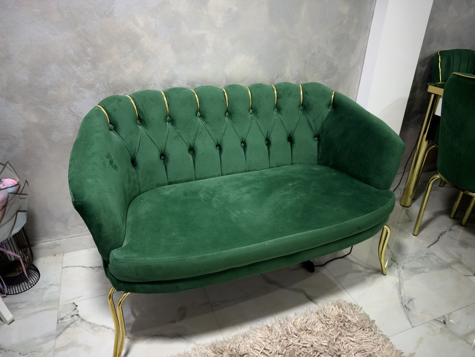 Vand canapea verde smarald, noua !