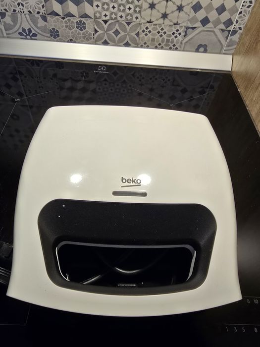 Sandwich maker Beko

Pred