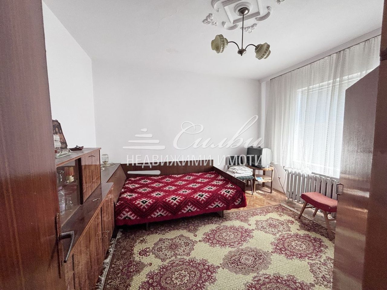 Продава се Къща в Велики Преслав - 261 кв.м за 411 €/кв.м - Снимка #11