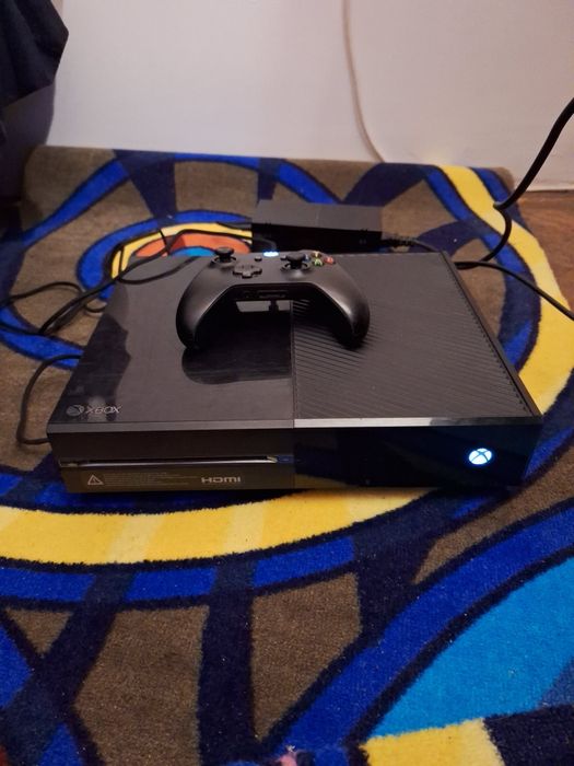 Xbox one  culoare negru  500 GB
