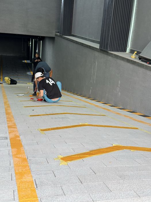 Nalevnoy pol Epaksit kraska xizmati