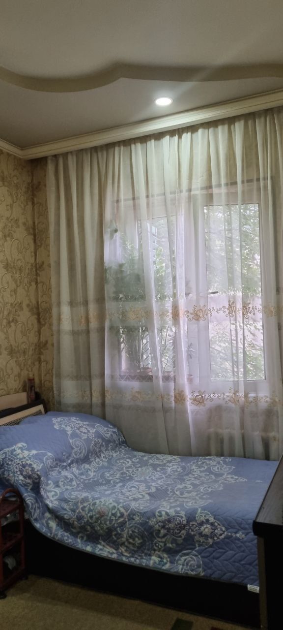 Квартира ижарага в аренду хозяйкалик факат кизларга