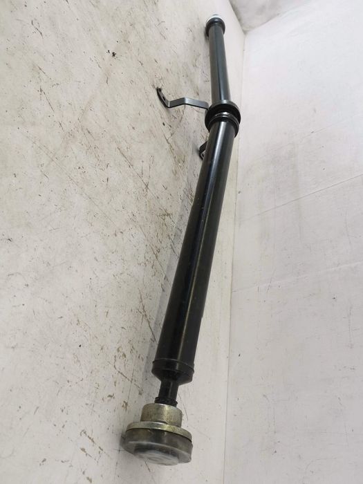 Кардански вал за задната ос на Ауди A4 Б9 / Audi A4 B9 [ - ] Оригинале