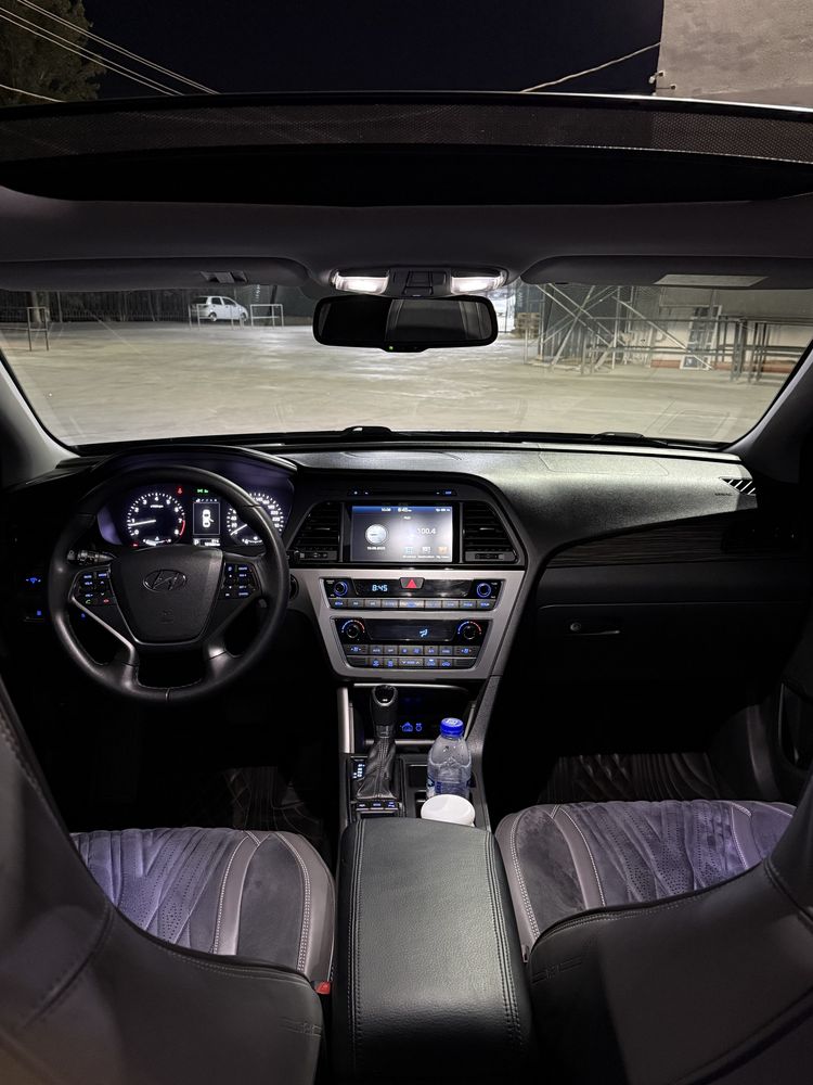 Hyundai  Sonata.  2015 yil. Kraskasi  toza