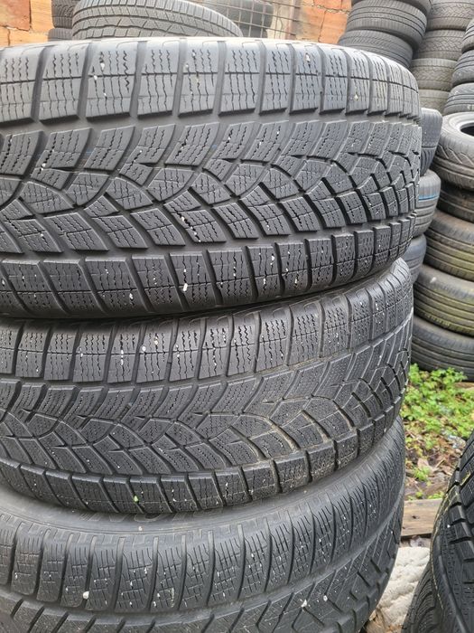 2бр. 225 55 18 Goodyear зимни.