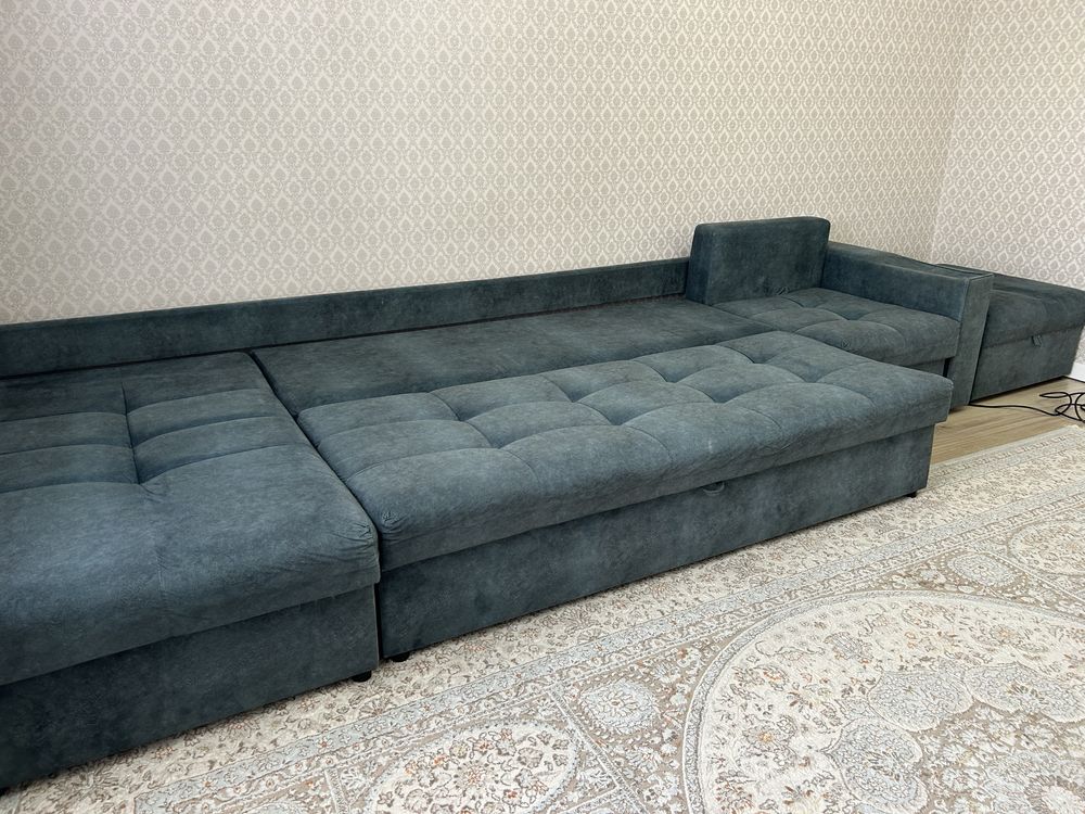 Продается мягкий диван.