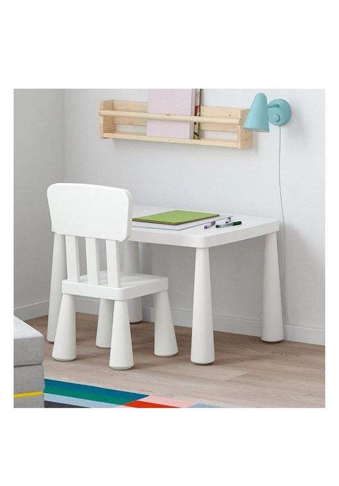 Продается детский стол и стульчик