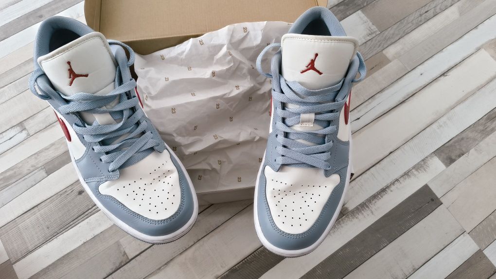 Adidași Nike Jordan 1 Low Blue