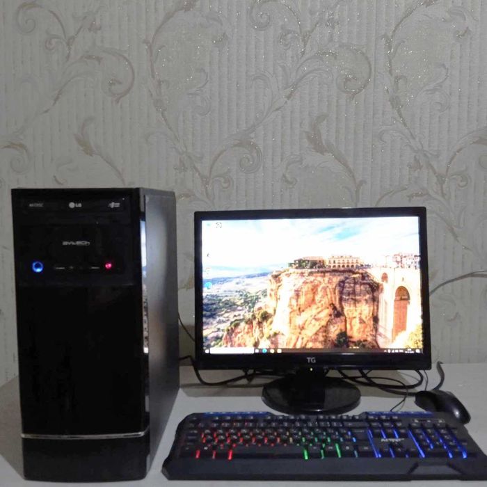 Компьютер игровой для средних игр