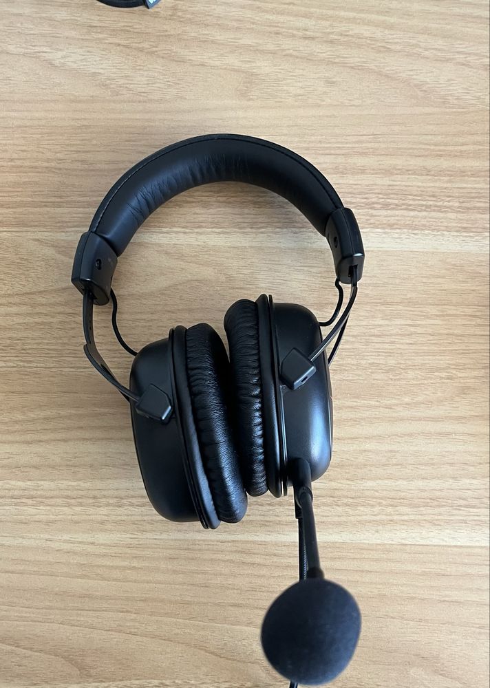 Слушалки HyperX Cloud Core