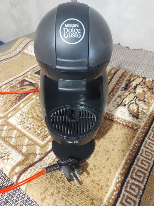 Vând aparat dulce gusto