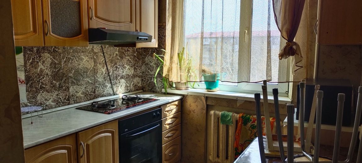 Продам 3-ную квартиру переделанную в 2-ку