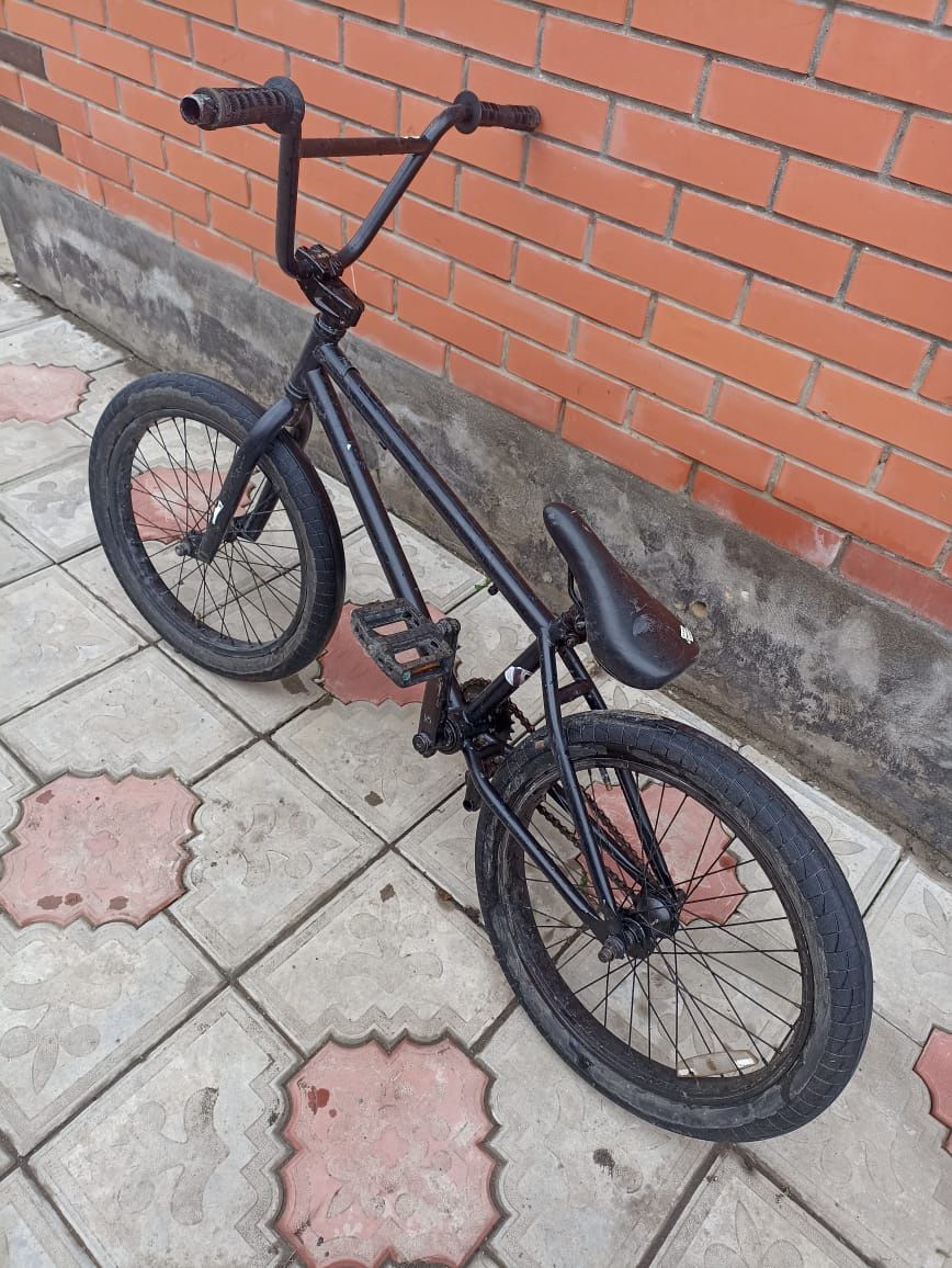 Паркурный велосипед BMX