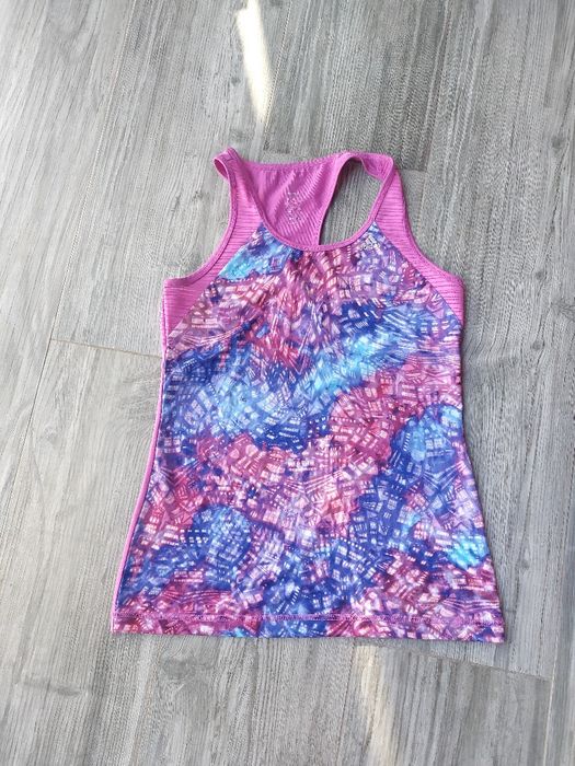 Продам спортивную  майку адидас