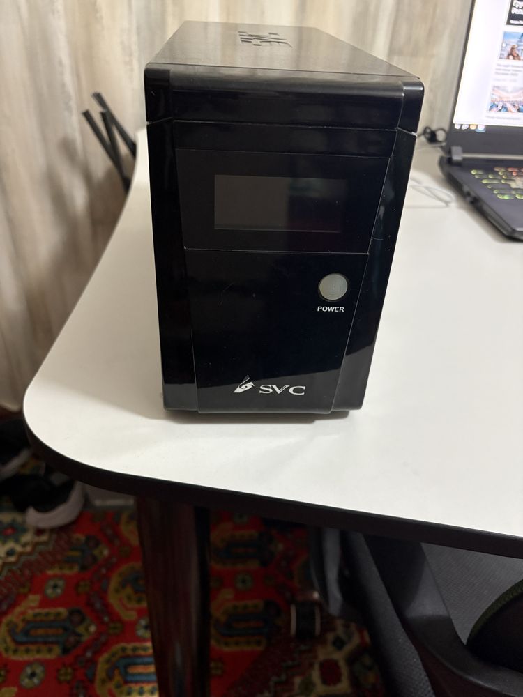 ИБП SVC 1500f lcd