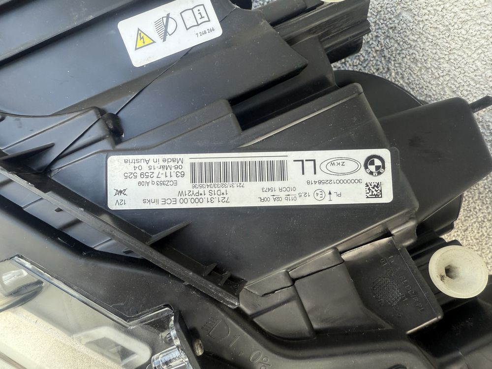 Far stanga BMW Seria3 F30 F31 Xenon Original Europa