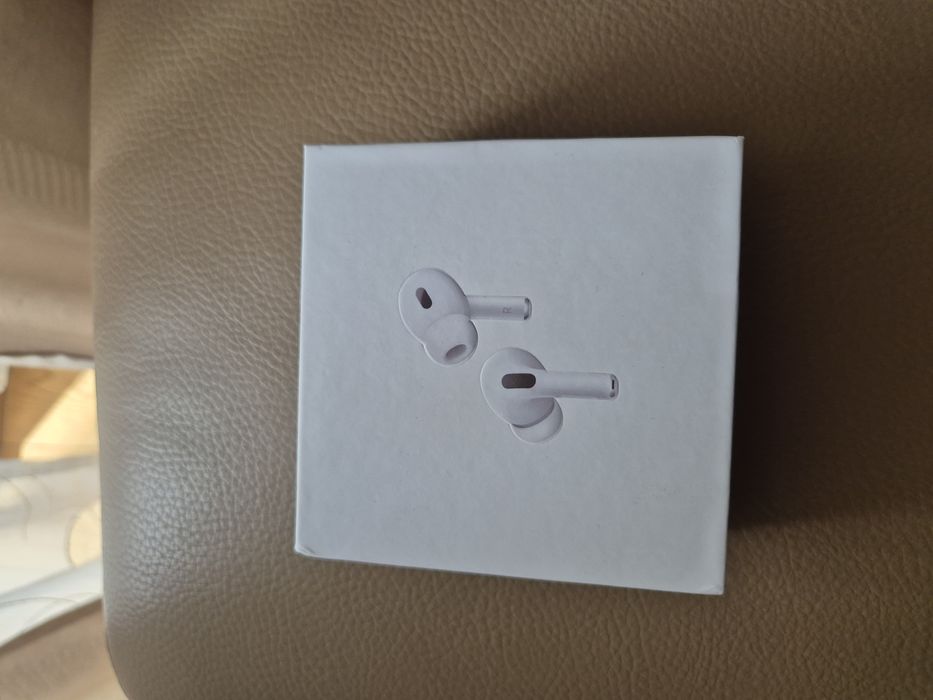Cutie căști air pods pro. Pret negociabil