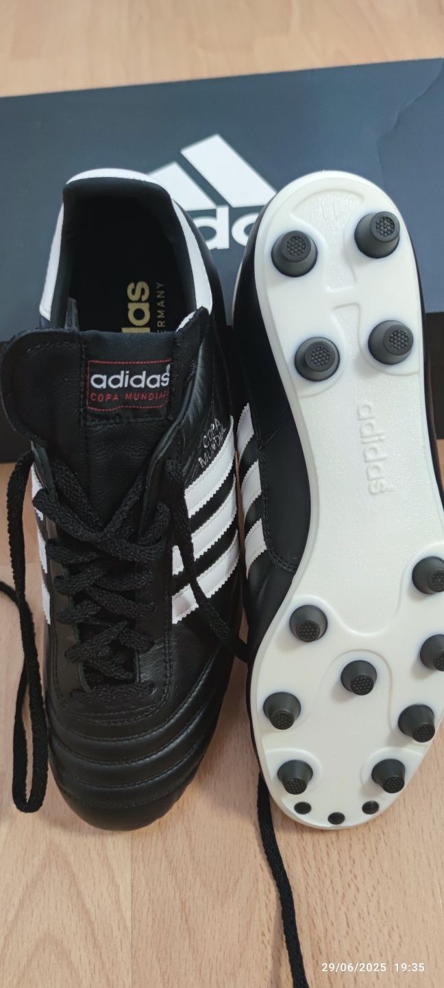 Adidas Copa Mundial