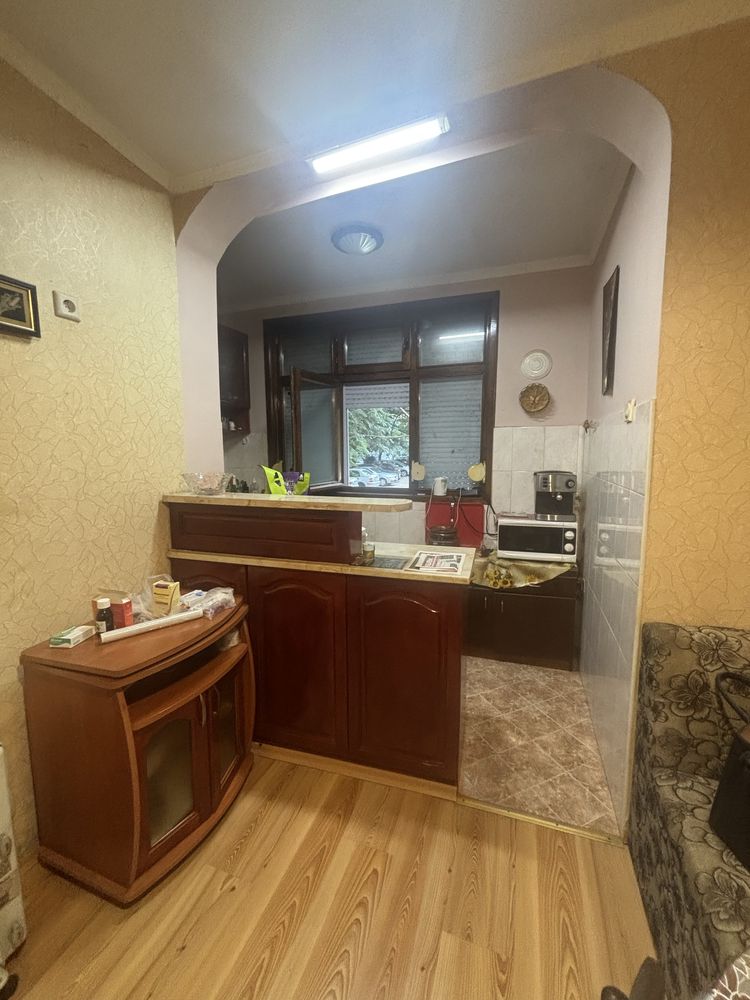 Продава се двустаен апартамент