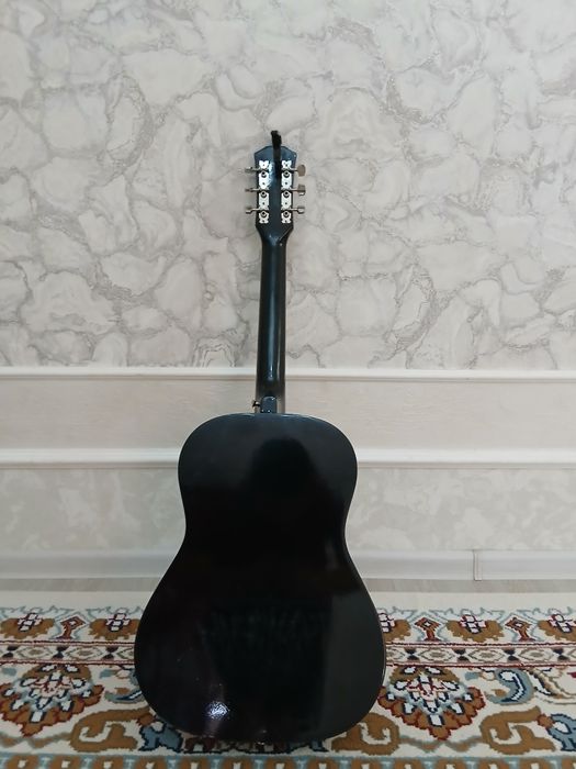 Гитара  Гарантеией