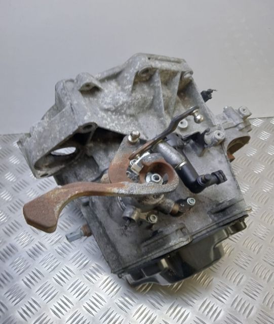 Cutie viteza 1.2 i / 1.4 i 02t301103 Volkswagen VW Polo a 5-a generat