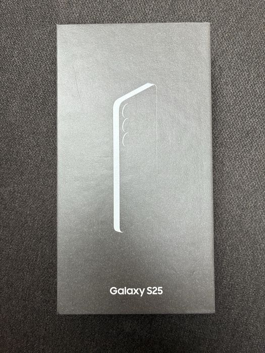 Нов!! Samsung galaxy S25 128gb Navy