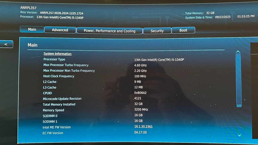 Intel NUC 13 PRO i5 1340p 32GB RAM 512GB SSD