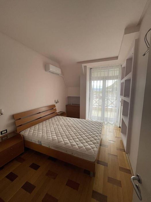 Дава се под наем Многостаен апартамент в Пловдив, Център - 170 кв.м за 900 € - Снимка #4