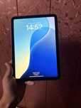 iPad 10 th generation 256 gb wifi 350$