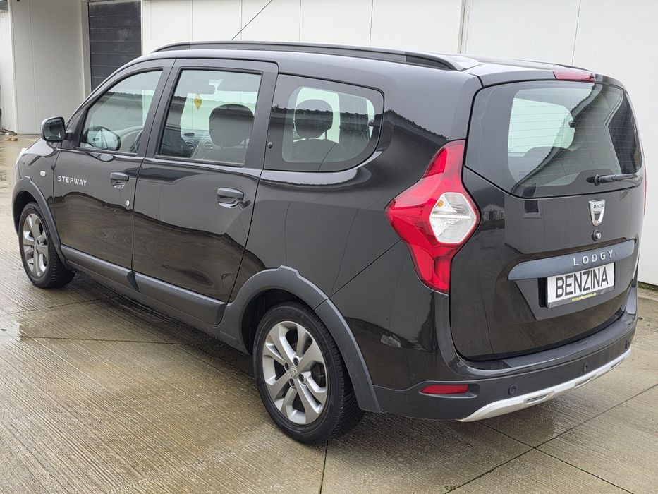 Dacia Lodgy Stepway 7 locuri 141000km 1.2 tce model pentru export