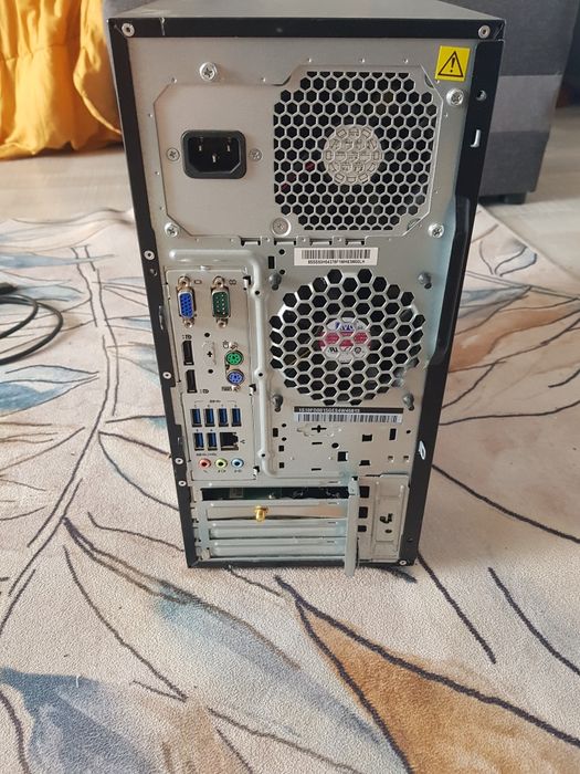 Unitate desktop think centre m900 core Procesor core i5 Gen 6
16gb ddr